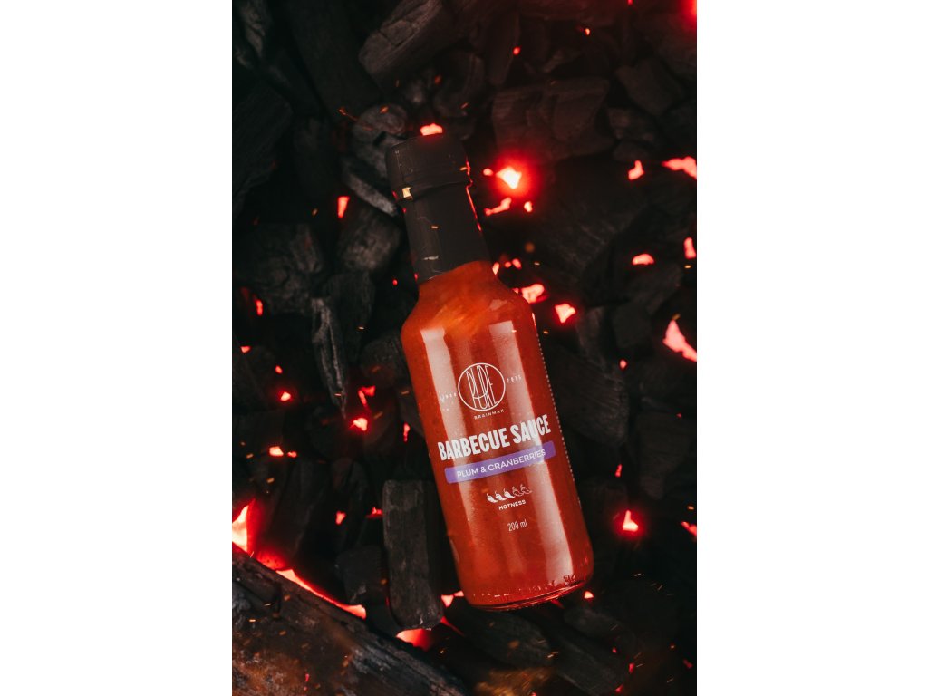 Barbecue omáčka, slivka a brusnice